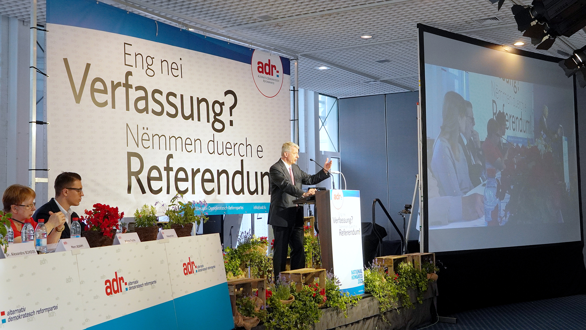 ADR Nationalkongress 2021 ënnert dem Motto: Eng nei Verfassung? Nëmmen duerch e Referendum!