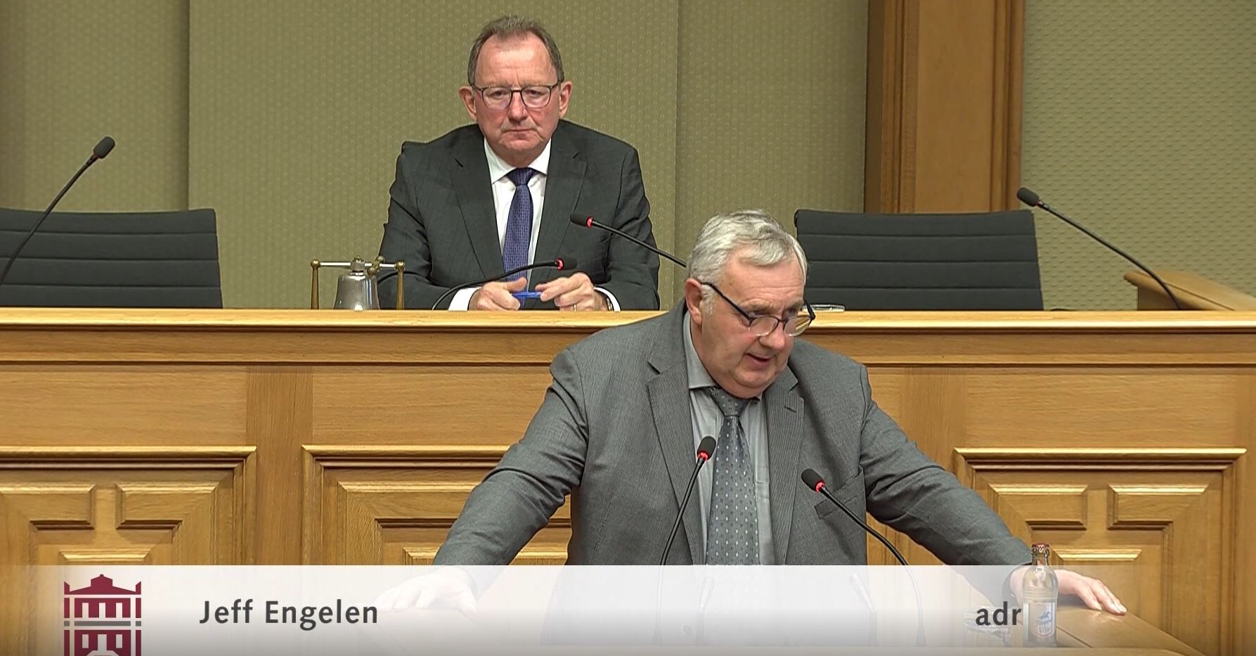 Medezinesche Cannabis och an den normalen Apdikten wgl.!